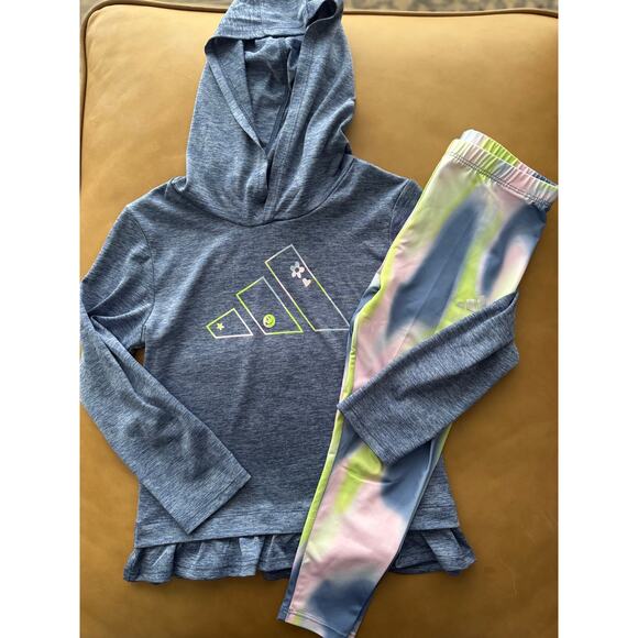 Adidas 2 piece set performance material bundle / 4T / XS / matching sets - Picture 3 of 8